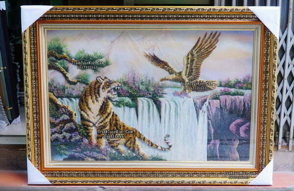 1645240985 463 Tranh treo phong khach cao cap va sang trong to 20220307